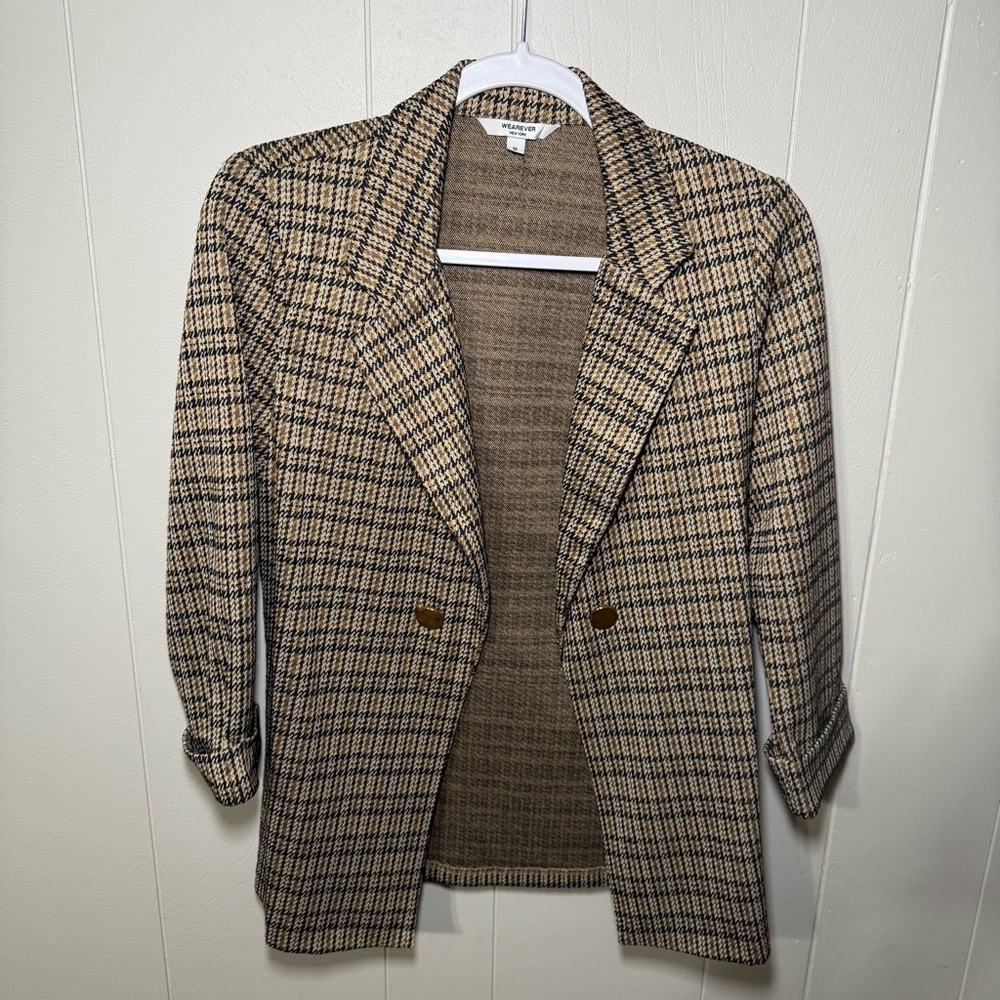 Tan and Brown Plaid Blazer with Notched Lapels M